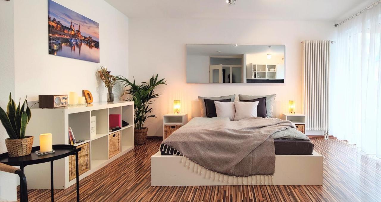 Gemuetliche Ferienwohnung In Ruhiger Lage เดรสเดน ภายนอก รูปภาพ