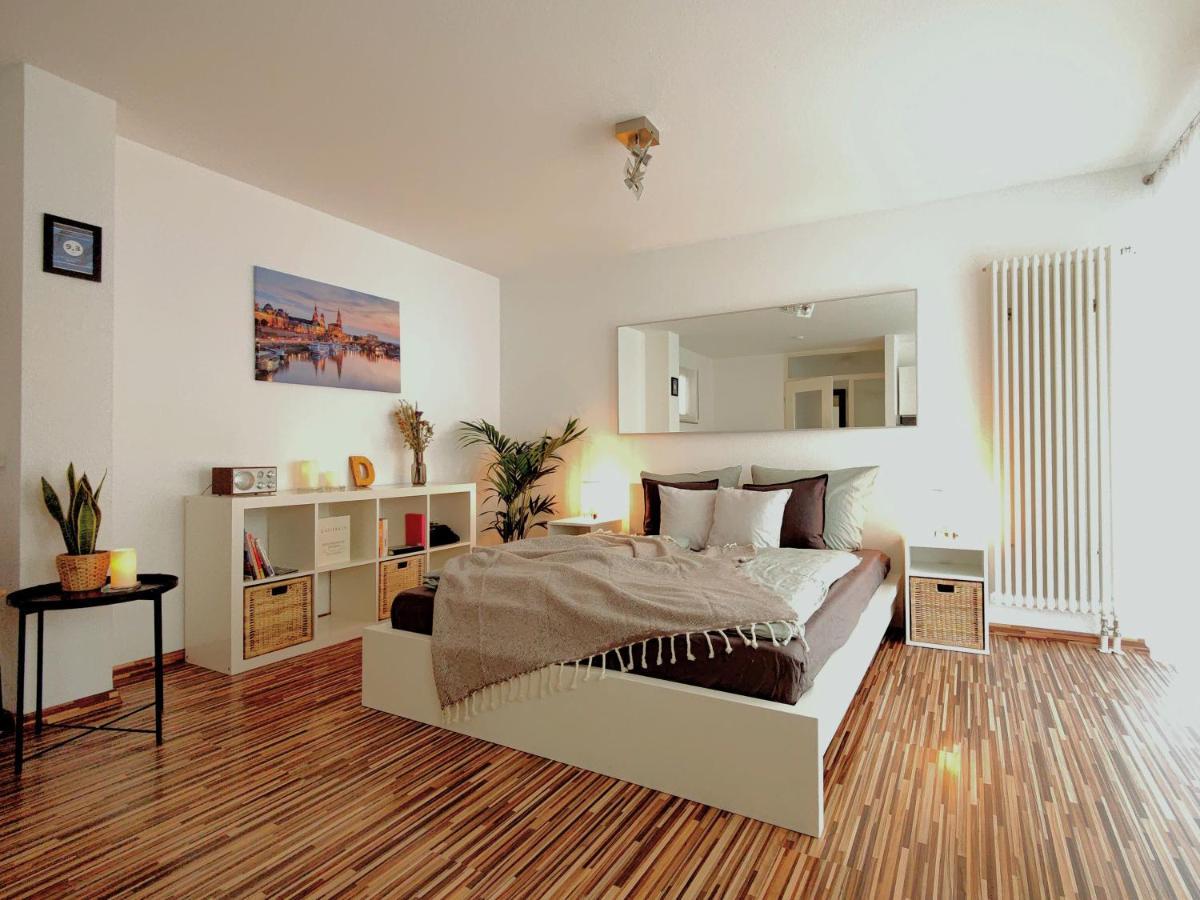 Gemuetliche Ferienwohnung In Ruhiger Lage เดรสเดน ภายนอก รูปภาพ